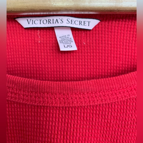 Victoria’s Secret Red Cotton Pajama Top: Crewneck, Long Sleeves Large - Picture 3 of 7